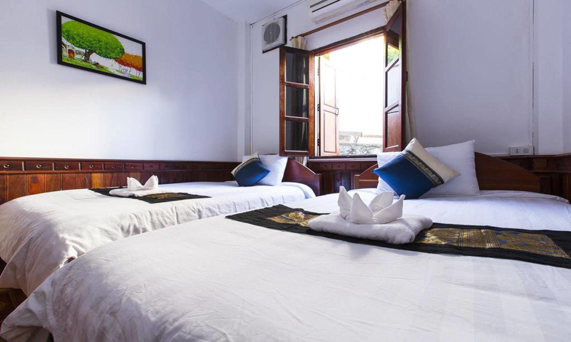 לואנג פרבאנג Moon'S House Hotel מראה חיצוני תמונה